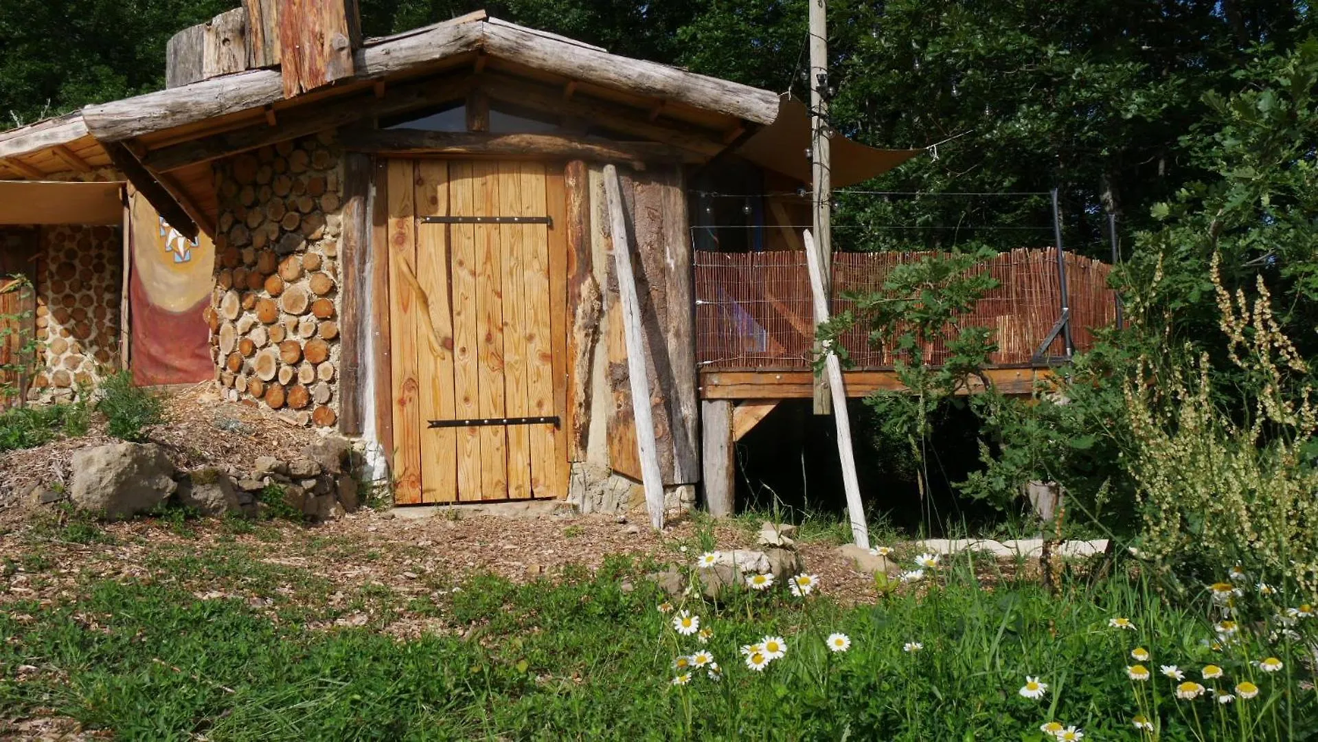 Gite De L'Aigle Aouste-sur-Sye 0*,